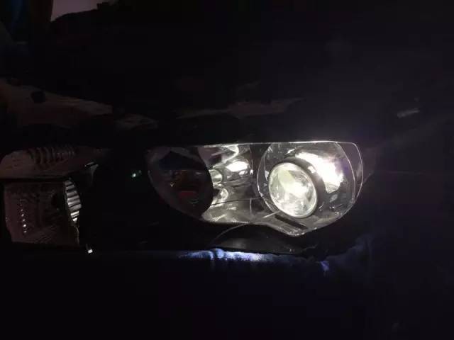 丰田14款卡罗拉车灯改装调试过程