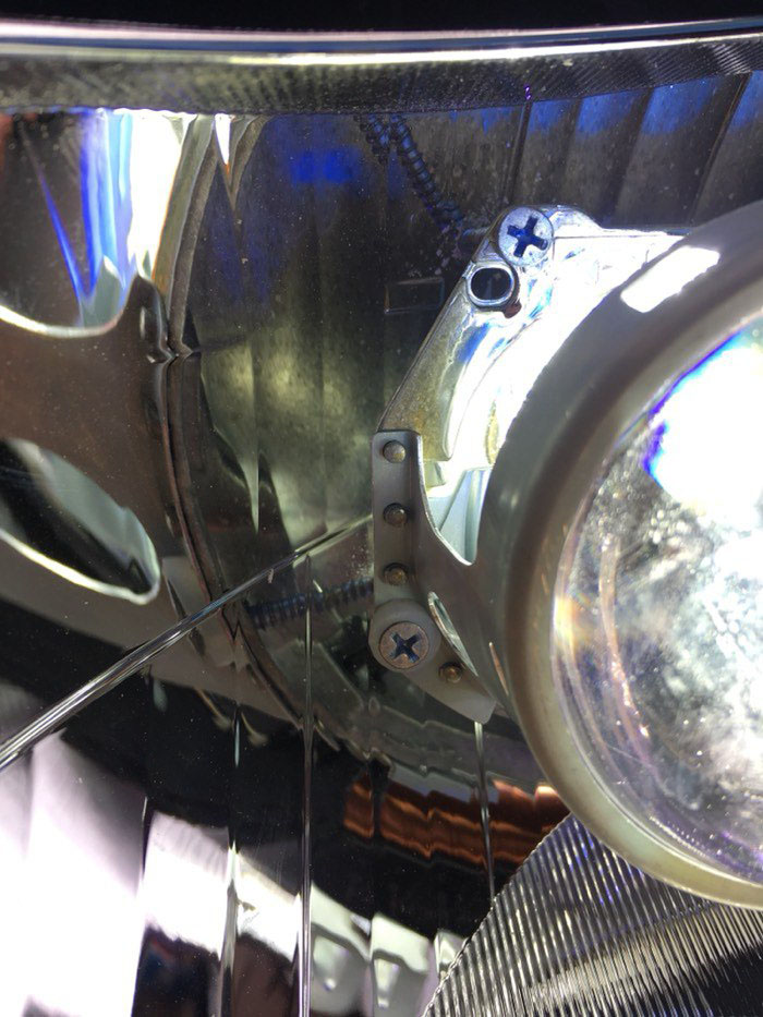 飞度车灯改装阿帕4H，固定透镜