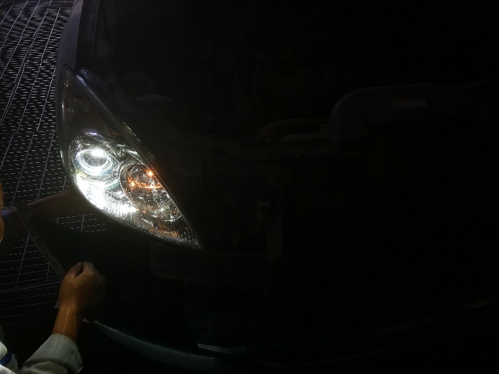 北京现代i30车灯改装阿帕守护者S氙气灯，近光效果