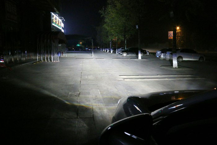 雷克萨斯es车灯升级阿帕雷霆双光透镜大灯，近光效果
